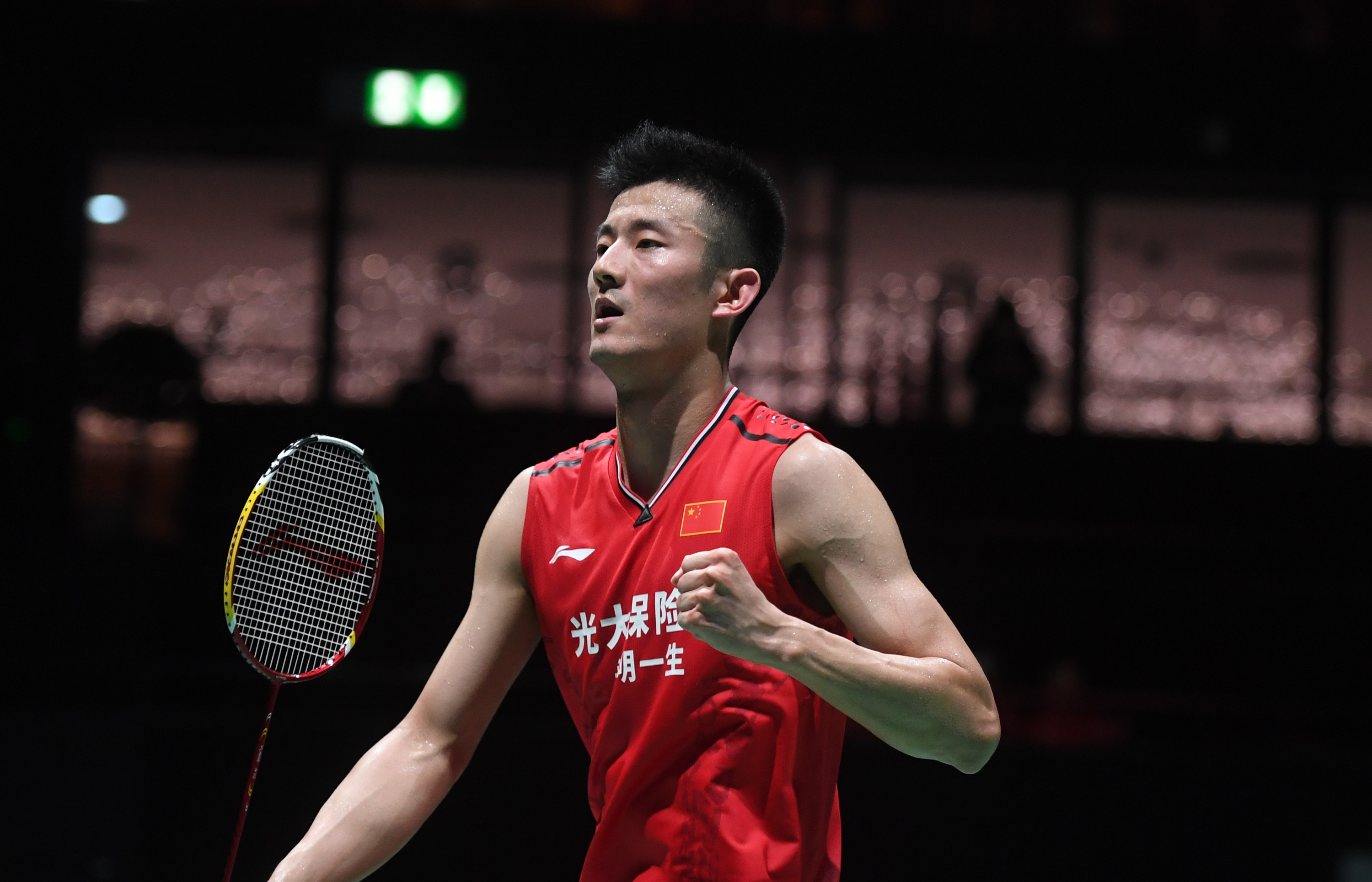 开云体育入口-印尼羽毛球队鏖战中国羽毛球队，谌龙惊艳世界