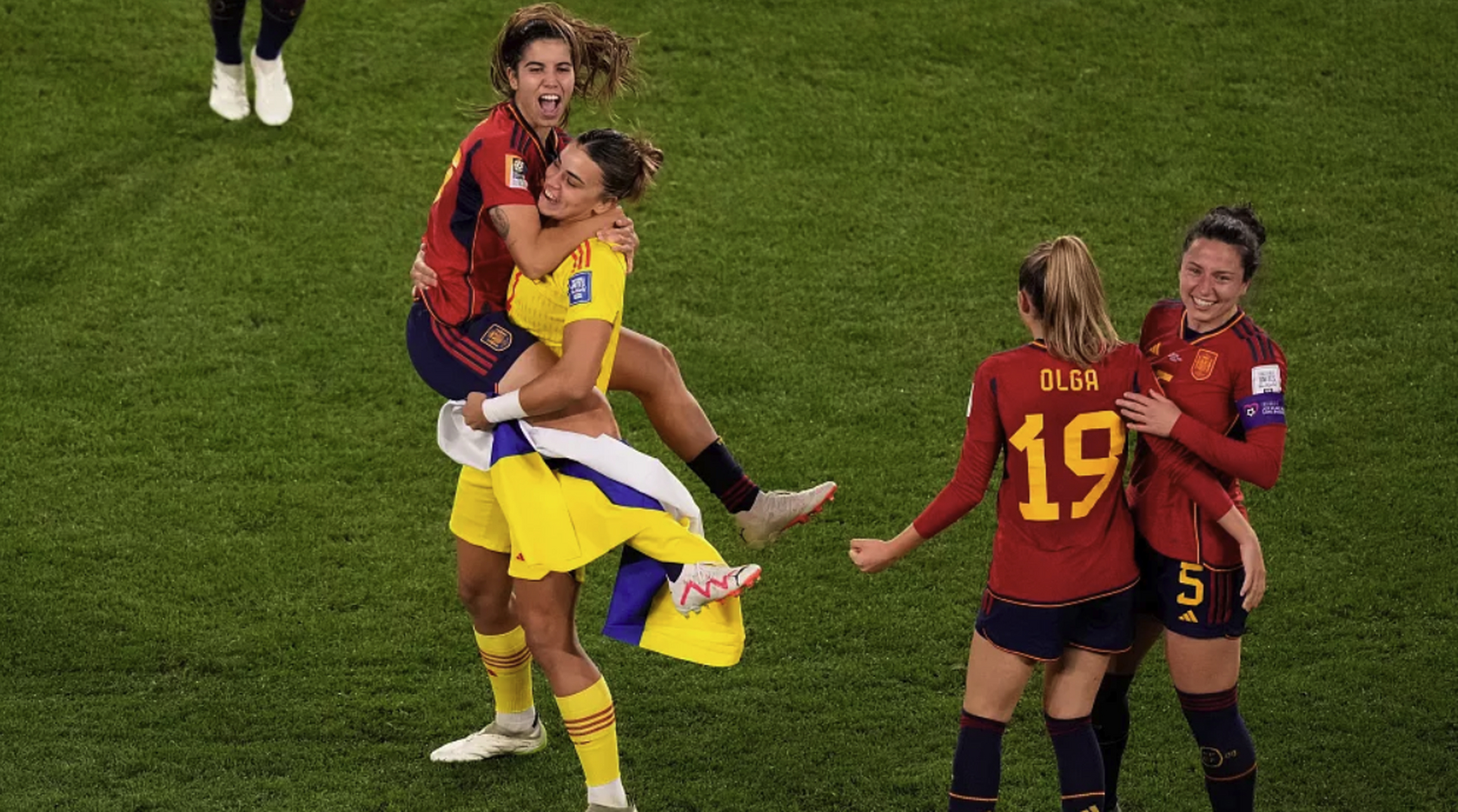 开云体育直播-西班牙队击败英格兰，晋级下一轮