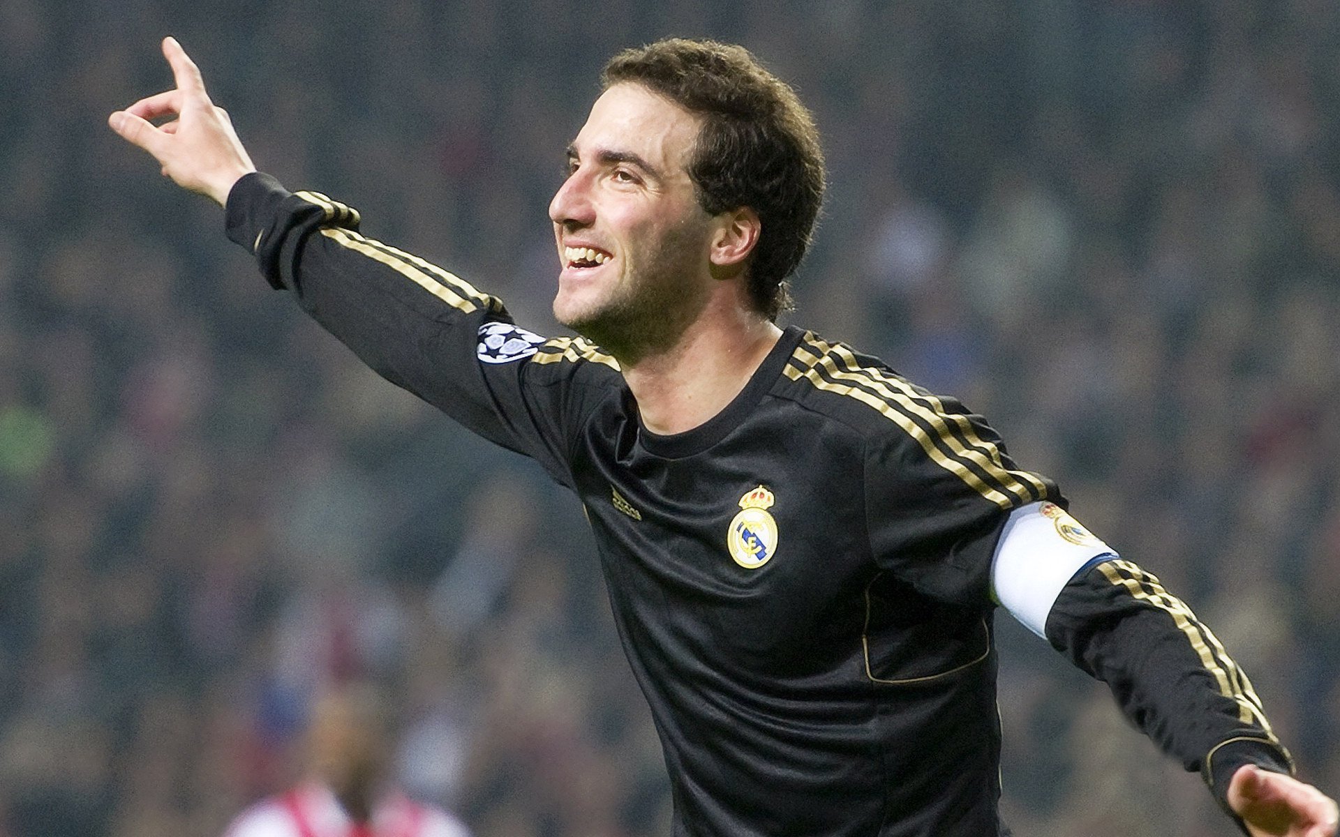 开云体育中国-雨林与永恒之城的碰撞，卡马文加在哥斯达黎加对阵拉齐奥中的自我救赎